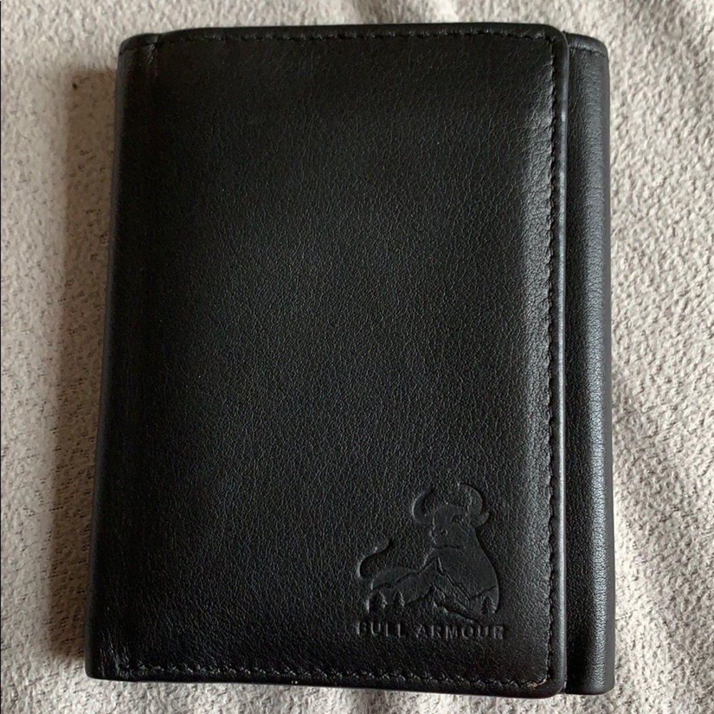 Men’s Trifold Wallet
